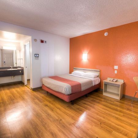 Motel 6-Niantic, Ct - New London المظهر الخارجي الصورة