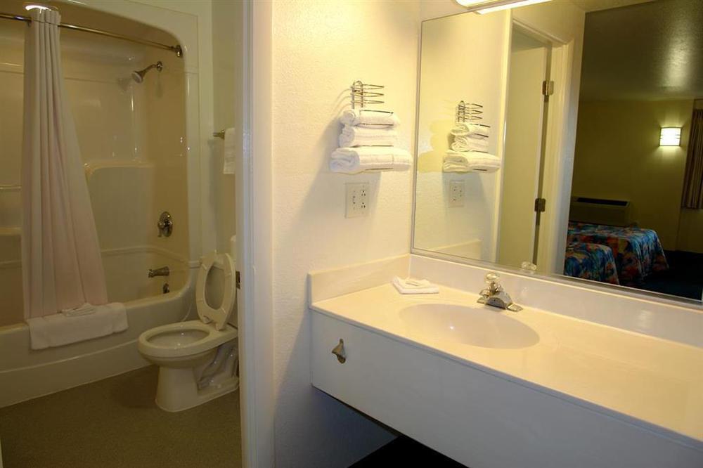 Motel 6-Niantic, Ct - New London الغرفة الصورة